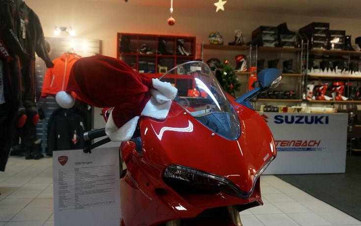 Desmo Christmas