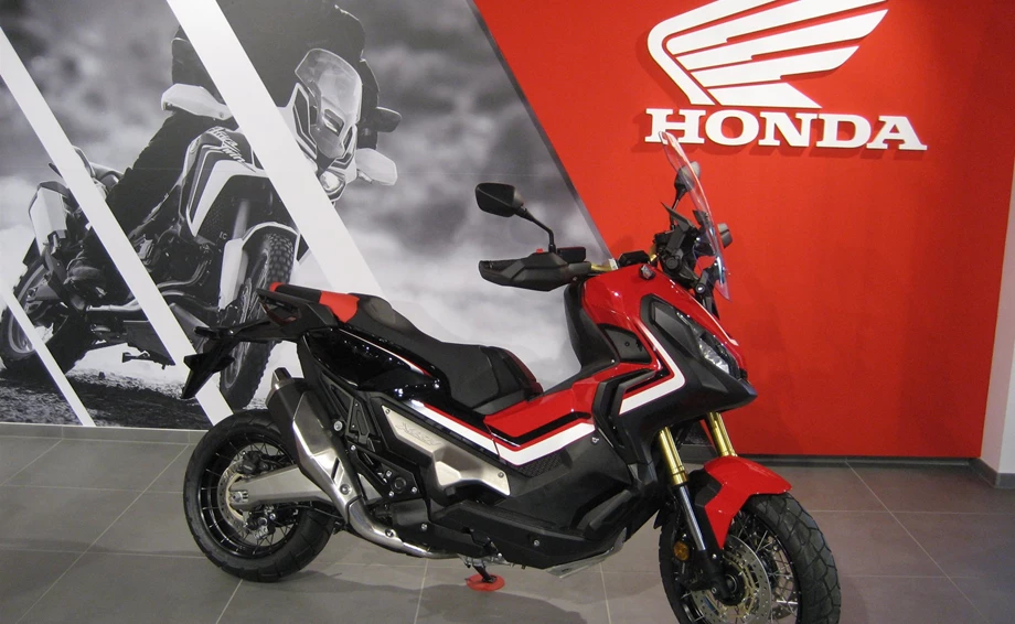 Honda Semmler - Motorrad Messe Gießen Bild 7: Honda Semmler - Motorrad Messe Gießen