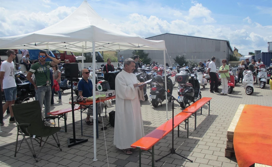 11. Vespa & Ape Treffen in Kaltenbrunn Bild 10: 11. Vespa & Ape Treffen in Kaltenbrunn