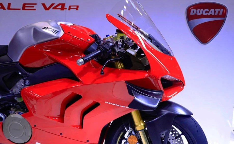 SUPERBIKEPARTY Bild 1: SUPERBIKEPARTY