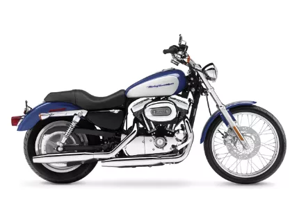 Harley-Davidson Sportster XL 1200C Custom Harley-Davidson Sportster XL 1200C Custom