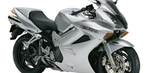 Kawasaki Ninja H2 2017 vs Honda VFR 800 F 2005 Kawasaki Ninja H2 2017 vs Honda VFR 800 F 2005