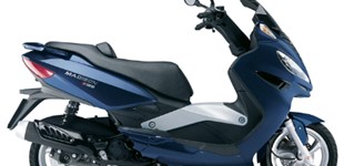 Yamaha Aerox R 2013 vs Malaguti Madison 125 2005