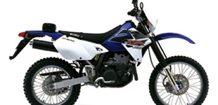Suzuki DR-Z 400 S 2005 vs Honda CRF250L 2016 Suzuki DR-Z 400 S 2005 vs Honda CRF250L 2016