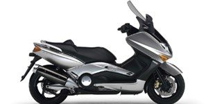 Yamaha T-MAX 500 2005 vs Honda Forza 750 2022