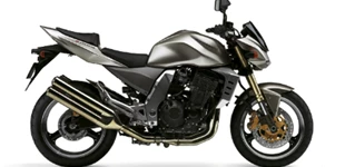 Kawasaki Z1000 2005 vs Suzuki SV 1000S 2006 Kawasaki Z1000 2005 vs Suzuki SV 1000S 2006