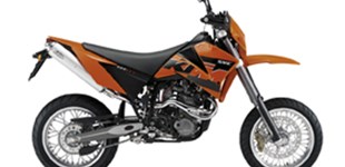 Aprilia Pegaso 650 Strada 2005 vs KTM 660 SMC 2006