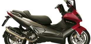 Gilera Nexus 300 2012 vs Gilera Nexus 500 2006