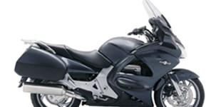 Kawasaki GTR 1400 2008 vs Honda ST 1100 Pan-European 2006