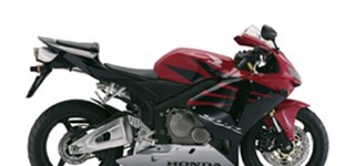 Honda CBR600RR 2006 vs Honda CBR500R 2018
