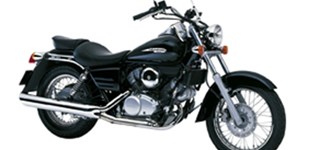 WMI Bobtail 125 2010 vs Honda VT 125 Shadow 2006 WMI Bobtail 125 2010 vs Honda VT 125 Shadow 2006