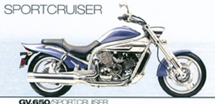 Hyosung GV 300i S Aquila 2022 vs Hyosung GV 650 Sportcruiser 2006