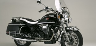 Moto Guzzi California Vintage 2006 vs Moto Guzzi Stelvio 1200 8V NTX 2014