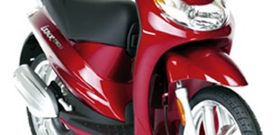 Peugeot Speedfight 4 50 2T Air 2020 vs Peugeot Looxor 125 2006