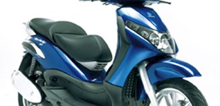 Aprilia Scarabeo 125 ie. 2009 vs Piaggio Beverly 125 i.e. 2006