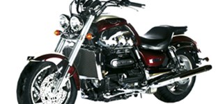 Triumph Rocket III Touring 2012 vs Triumph Rocket III Classic 2006