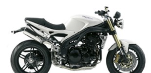 MV Agusta Brutale 800 2014 vs Triumph Speed Triple 1050 2006