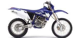 Yamaha WR450F 2006 vs Honda CRF1100L Africa Twin 2022 Yamaha WR450F 2006 vs Honda CRF1100L Africa Twin 2022