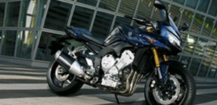 Yamaha FZ1 Fazer 2006 vs Suzuki Bandit 600S 2005