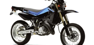 KTM 125 SX 2014 vs Husqvarna SM 125 S 2006 KTM 125 SX 2014 vs Husqvarna SM 125 S 2006