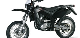 Rieju SMX 125 2006 vs Yamaha DT 125 RE 2005