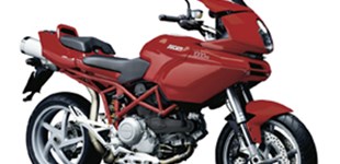 Ducati Multistrada 1000 S 2006 vs Ducati Hypermotard 939 SP 2016