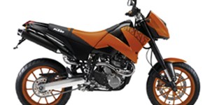 KTM 640 Duke 2 2007 vs KTM 690 SMC R 2022
