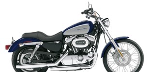 Triumph Thunderbird Storm 2016 vs Harley-Davidson Sportster XL 1200C Custom 2007 Triumph Thunderbird Storm 2016 vs Harley-Davidson Sportster XL 1200C Custom 2007