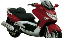 Piaggio X8 250 i.e. 2007 vs Kymco Xciting 500i 2007