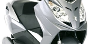Piaggio X-EVO 400 2009 vs Peugeot Satelis 250 2007