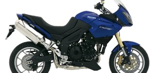 Triumph Tiger 1050 2007 vs Triumph Tiger 1050 SE 2011