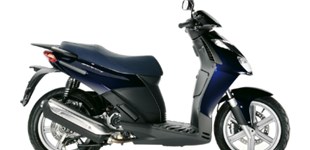 Aprilia Sportcity 125 2007 vs Honda SH125i 2014