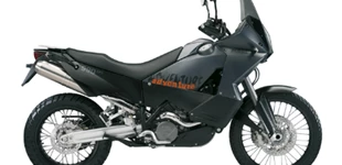 KTM 990 Adventure 2008 vs Yamaha Tenere 700 2024 KTM 990 Adventure 2008 vs Yamaha Tenere 700 2024