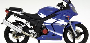 Hyosung GT 125 Naked 2013 vs Daelim Roadwin 125 R 2008