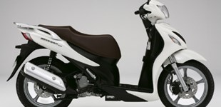 Suzuki Sixteen 150 2008 vs Kawasaki Meguro S1 2025