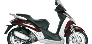 Peugeot Geopolis 250 2009 vs Peugeot Geopolis 250 Executive 2008