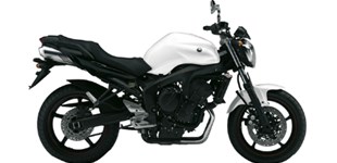 Yamaha FZ6-N S2 2008 vs Yamaha YZF-R6 2009