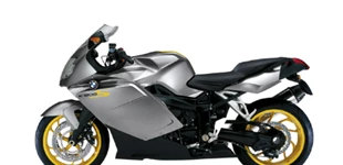 Kawasaki Ninja ZX-10R 2006 vs BMW K 1200 S 2008 Kawasaki Ninja ZX-10R 2006 vs BMW K 1200 S 2008