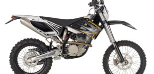 GASGAS TXT 200 2005 vs Sherco 2.5 2008 GASGAS TXT 200 2005 vs Sherco 2.5 2008
