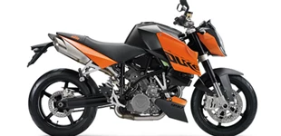 KTM 1290 Super Duke GT 2021 vs KTM 990 Super Duke 2009 KTM 1290 Super Duke GT 2021 vs KTM 990 Super Duke 2009