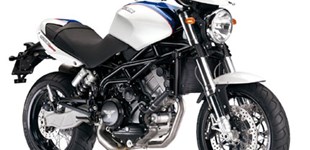 Moto Morini Corsaro 1200 2009 vs Moto Morini Sport 1200 2009