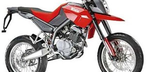 Blata 125 Enduro 2009 vs Benelli BKX 125 S 2025
