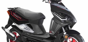 Keeway Matrix 50 V3 SP 2009 vs Keeway Matrix 50 V3 SP 2009