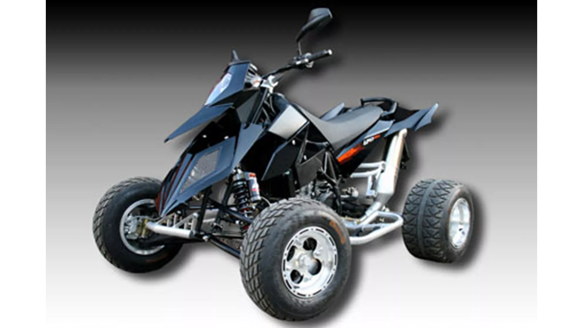 E-ATV 690 SM - Image 2 E-ATV 690 SM - Image 2