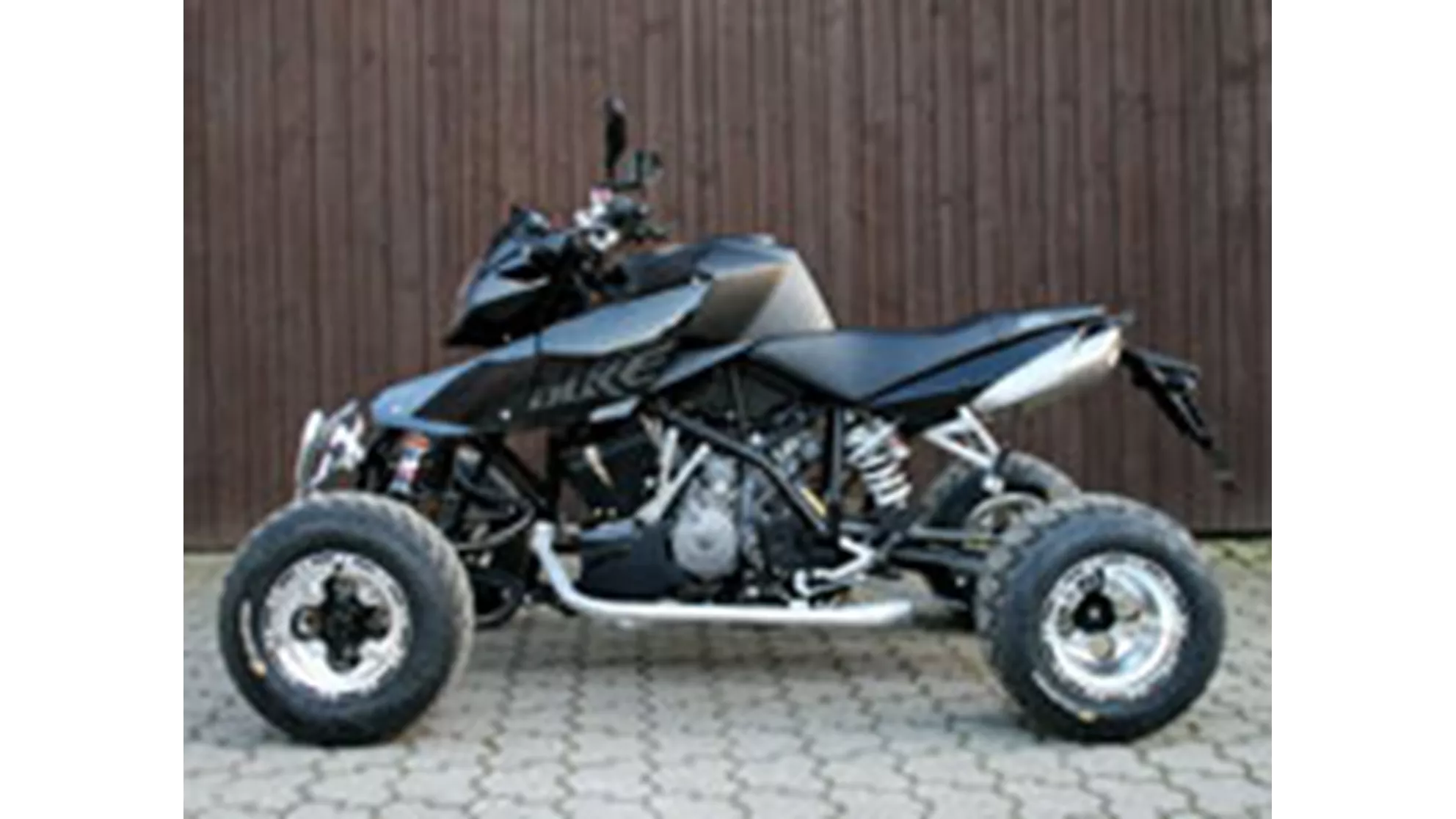 E-ATV 990 Super Duke - Image 1 E-ATV 990 Super Duke - Image 1