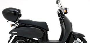 Daelim Besbi 125 2009 vs KTM 125 Duke 2012