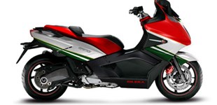 Gilera GP 800 2009 vs Aprilia Atlantic 500 Sprint 2009