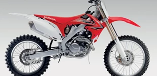 Husqvarna 701 Enduro 2026 vs Honda CRF450R 2009 Husqvarna 701 Enduro 2026 vs Honda CRF450R 2009