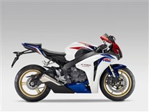 Honda CBR1000RR Fireblade 2009 - Bild 3 Honda CBR1000RR Fireblade 2009 - Bild 3