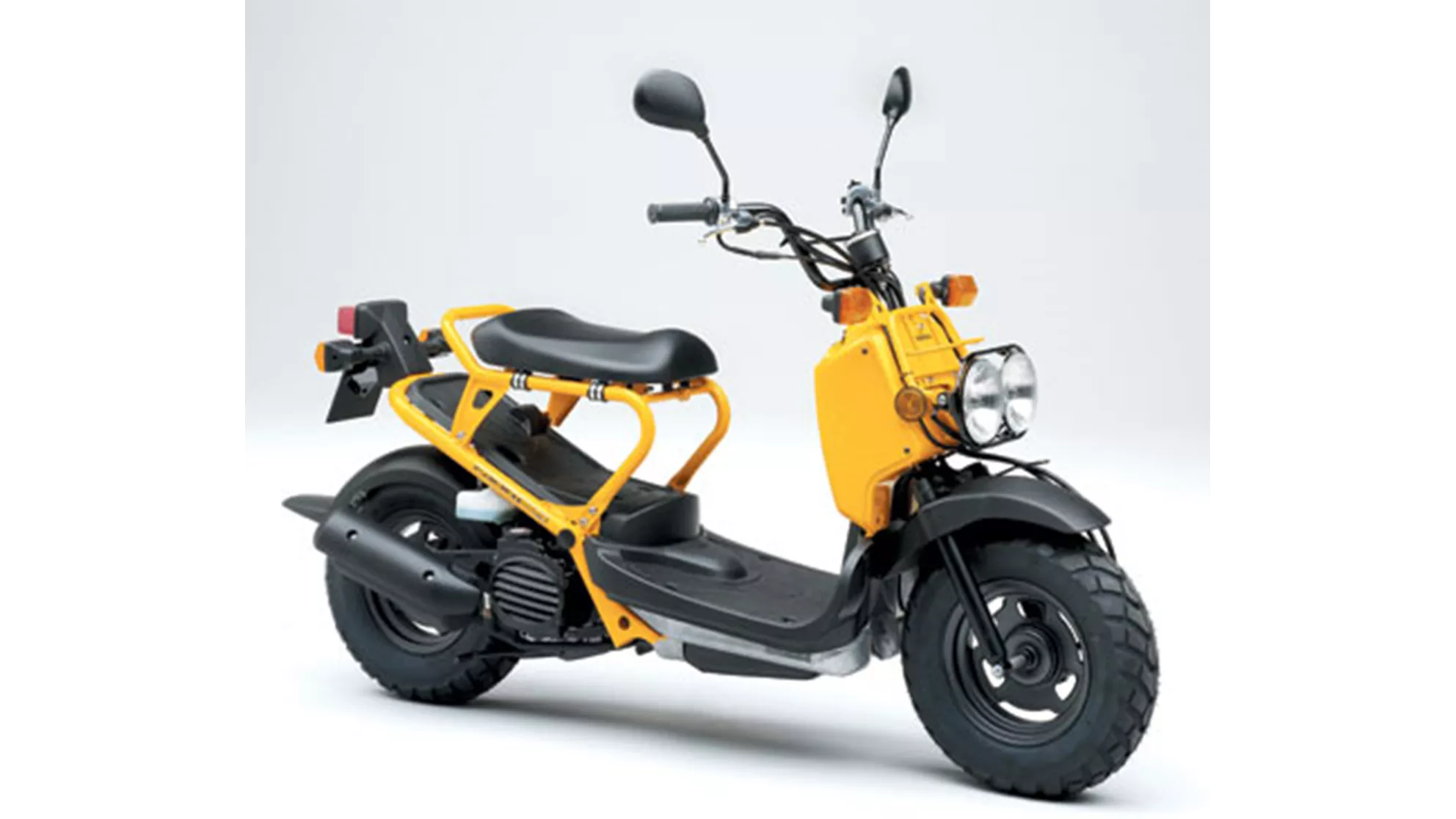 Honda NPS 50 Zoomer - Image 4 Honda NPS 50 Zoomer - Image 4